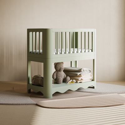 Casablanca 3-in-1 Convertible Bassinet