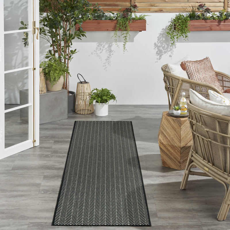 Remmie Black Modern Indoor/Outdoor Rug, Runner 2' x 6', Black