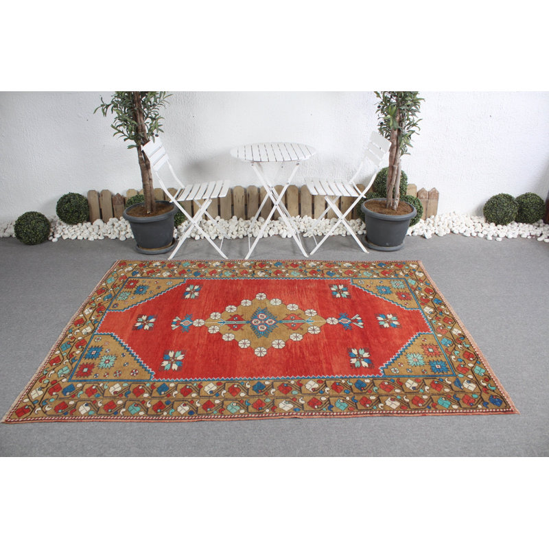 Tapis Oushak vintage rétro dans des tons de rouge vif pour la cuisine et la décoration intérieure