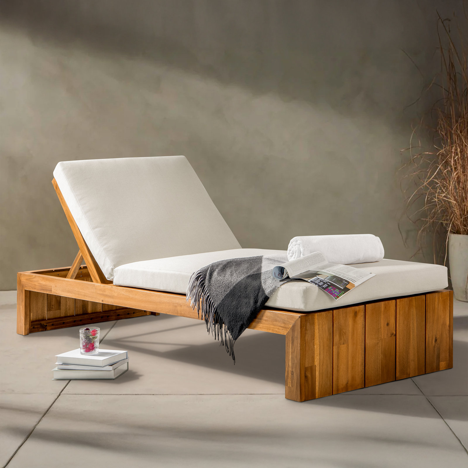 Teri 31" Patio Chaise Lounge