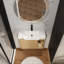 Meuble-lavabo suspendu avec lavabo en céramique blanche et porte à fermeture en douceur-475744752