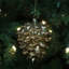 Ornement de Noël 6 po en forme de pomme de pin scintillante dorée et brune