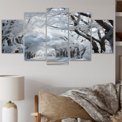 «Winter Frosty Forest I», impression sur toile paysage d'hiver - 5 panneaux