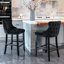 Revêtement contemporain en velours noir. Bouton, pieds en bois, garniture cloutée. Sièges relaxants pour la famille - noir. Chaises de salle à manger confortables-2032607250-2032607278