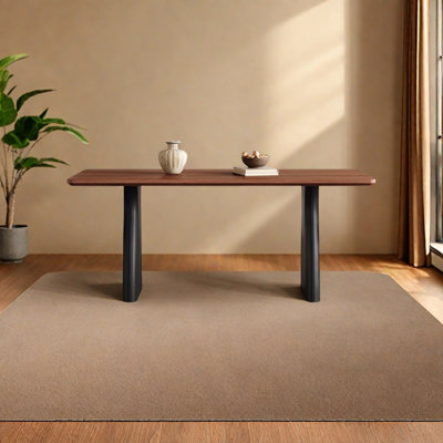 Table de salle à manger en bois massif avec pieds en chêne