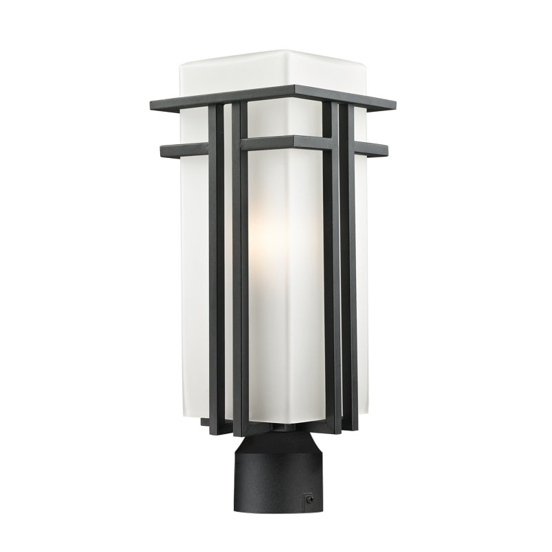 Tête de lanterne câblée 1 lumière Driden, H 20,75 po x l 7,75 po