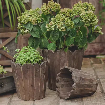 Canastota Wood Pot Planter