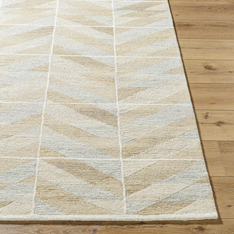 Kardelen Hand Tufted Wool Chevron Indoor Rug, Rectangle 5'7" x 6'