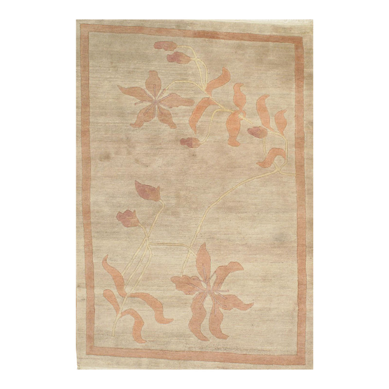 Tapis unique en laine noué à la main beige de 4 pi 1 po x 5 pi 11 po Narmin