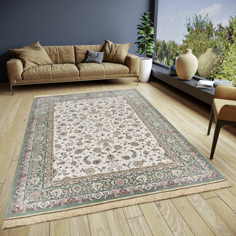 Oriental Area Rug, Rectangular 135 x 195cm