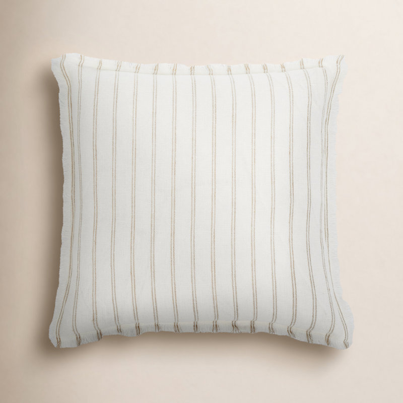 Coussin décoratif ivoire / naturel en lin à franges Bertie / Bert