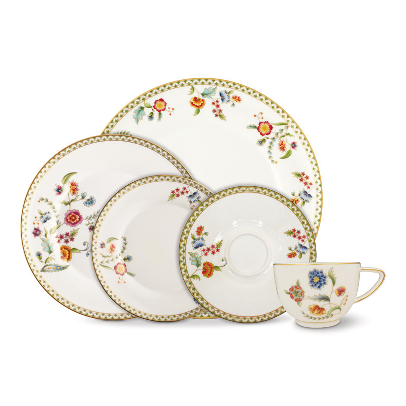 Gione Handmade Bone China Dinnerware Set