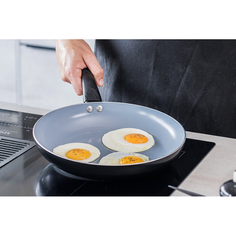 MasterClass Ceramic Non-Stick Eco Fry Pan, 24 cm