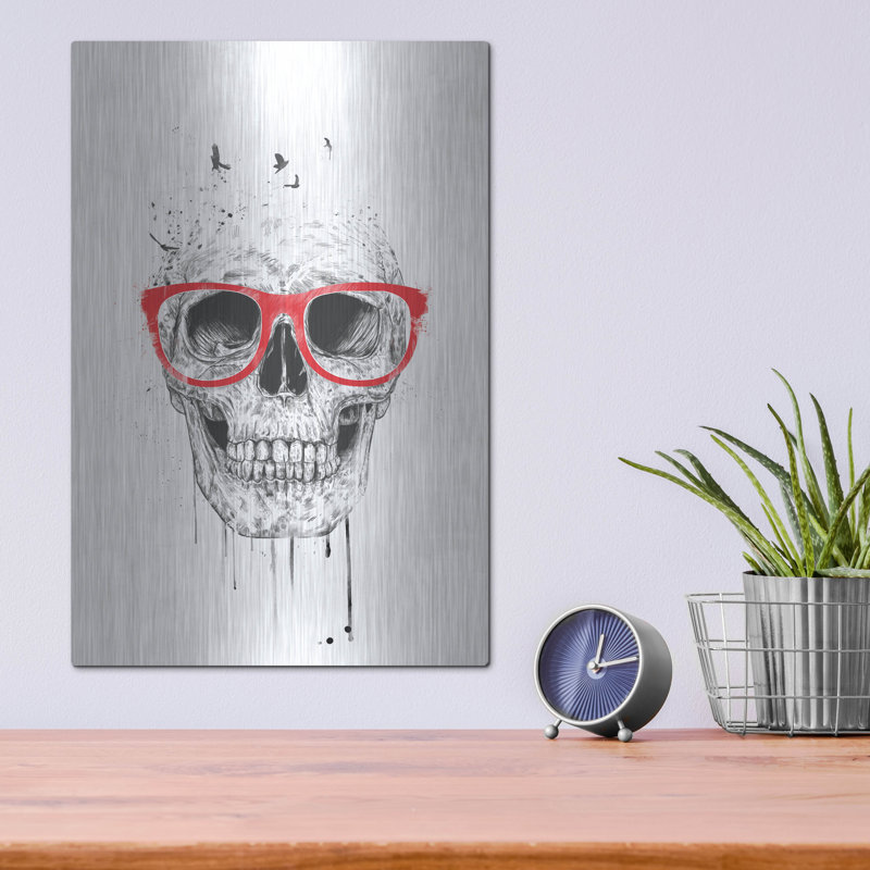 Trinx «Skull With Red Glasses» par Balazs Solti, art mural en métal, H 16 po x l 12 po