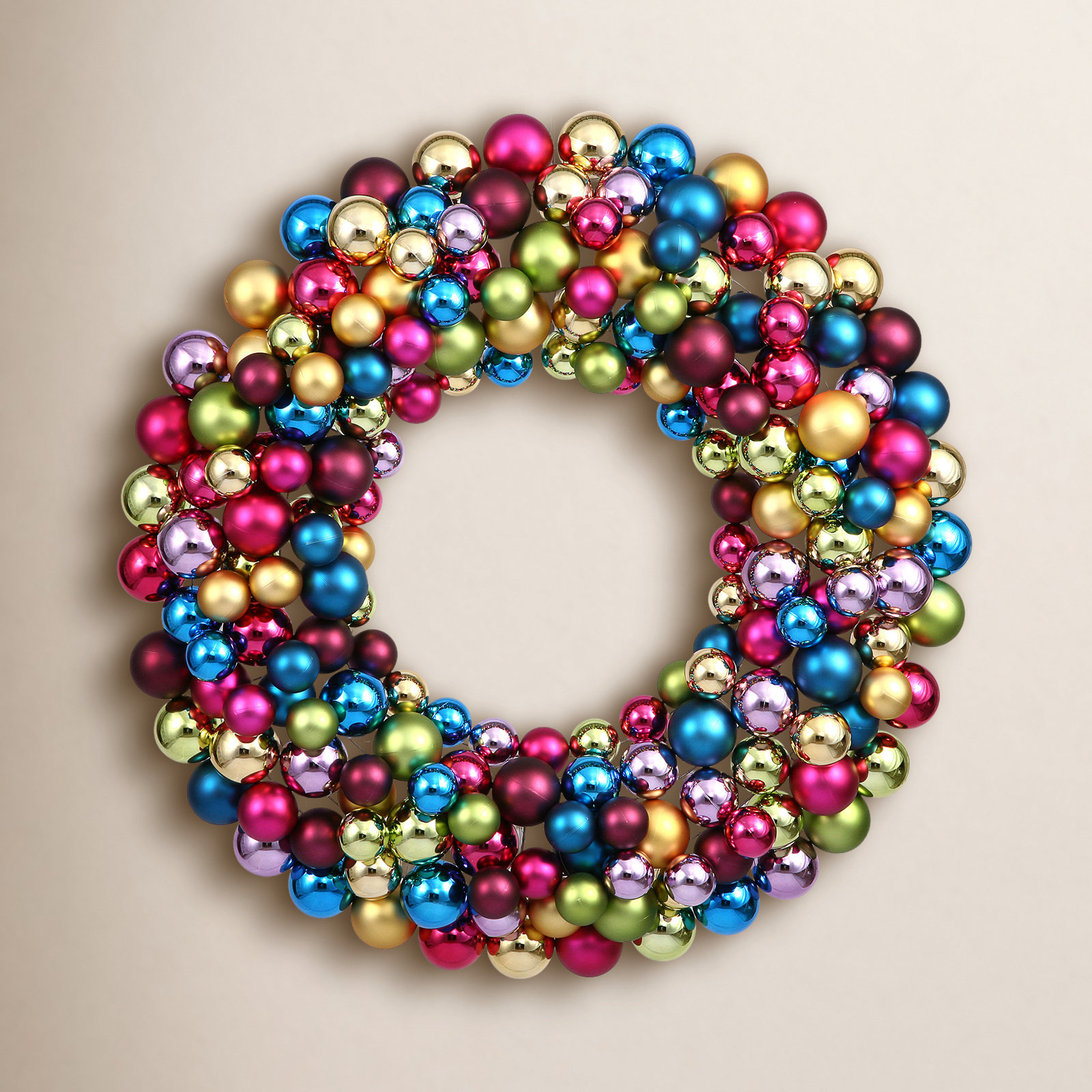 Shiny and Matte Ball Wreath, 22", Silver