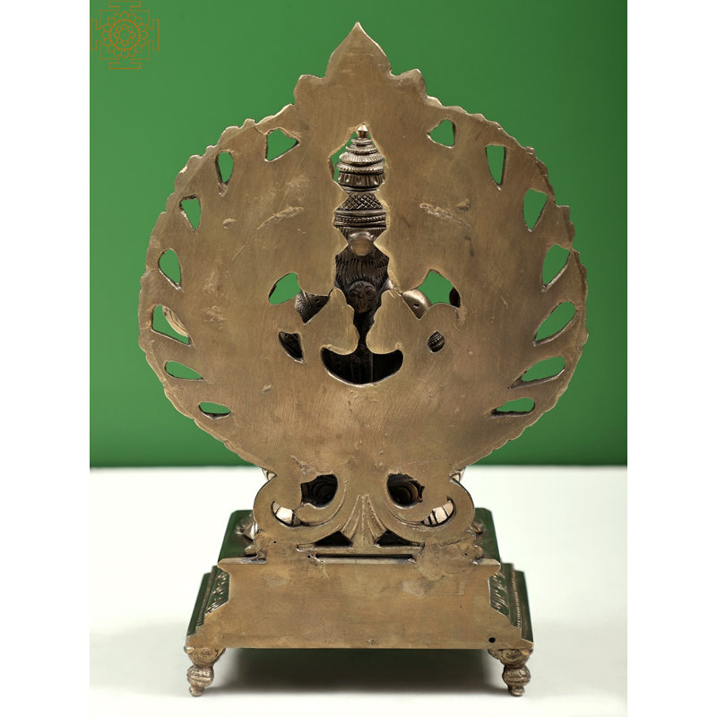 Statue de 8 po déesse de Saraswati en bronze - Hoysala