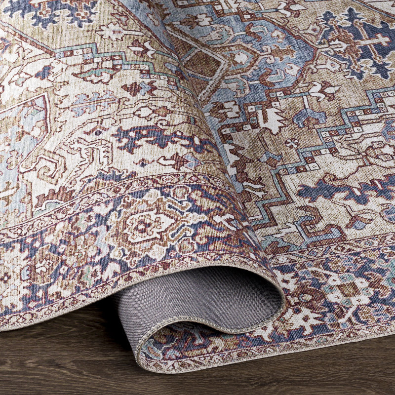 Tapis oriental tissé à la machine Albertson, Rectangle 5 pi x 7 pi 6 po, Bleu / Brun