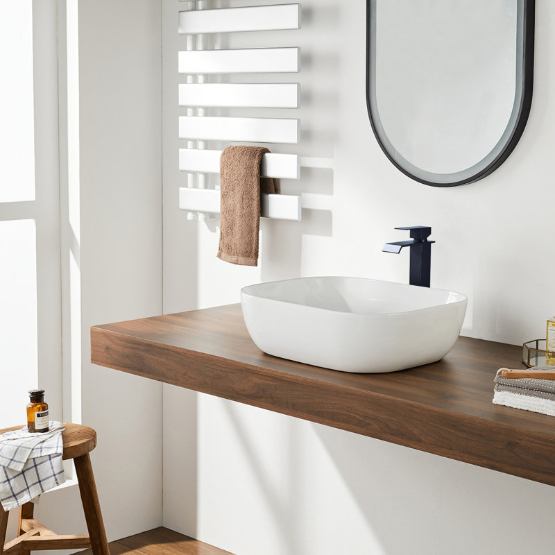 Single Hole Bathroom Faucet, Matte Black
