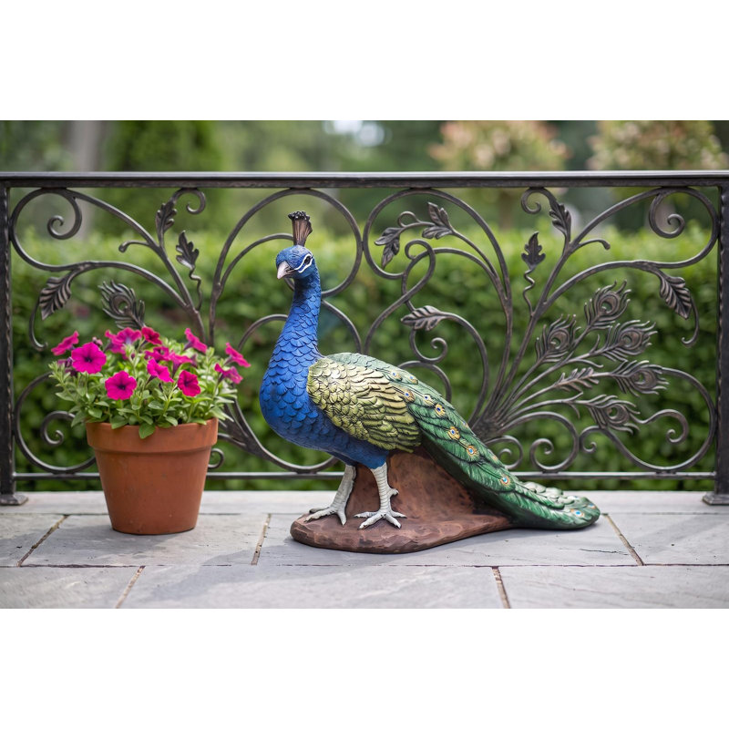 Statue de jardin peacock regal