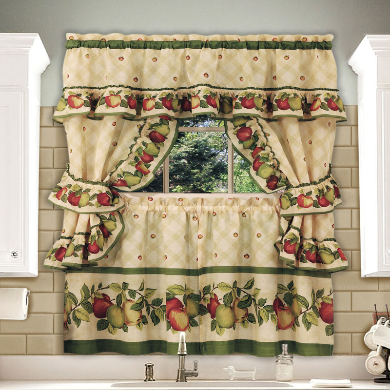 Apple Orchard Cotton Polyester Ruffled Cafe Curtain Set