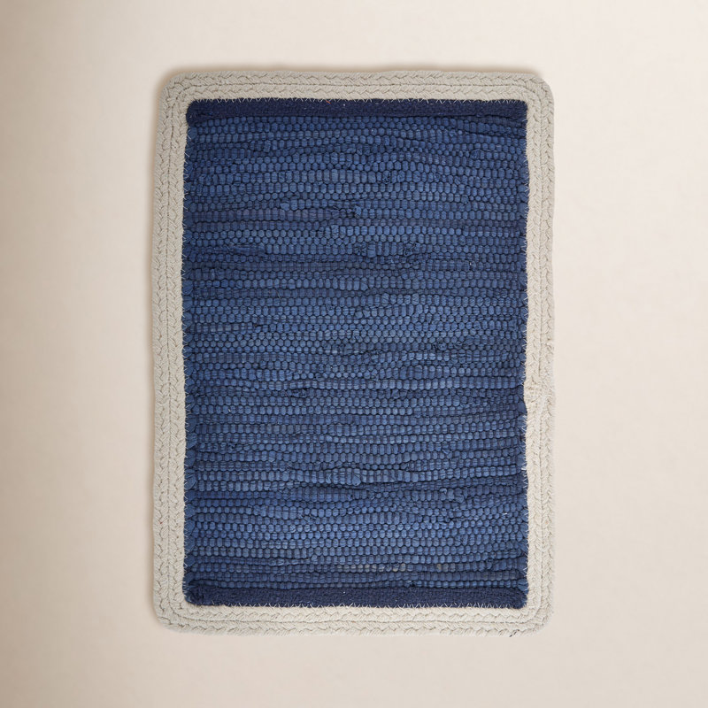 Napperon Nancy, Bleu marine