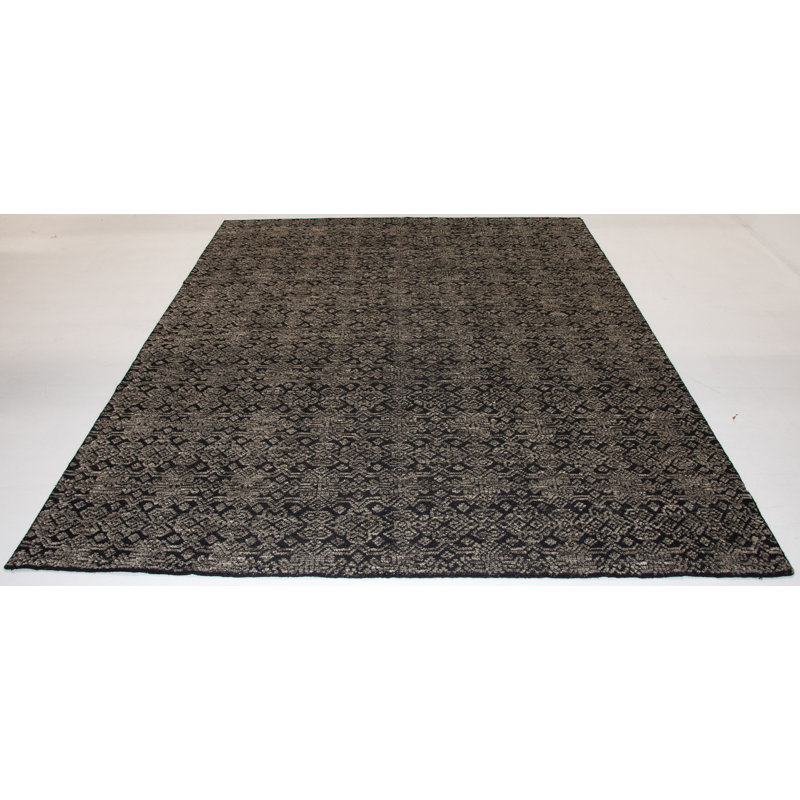 Handmade Cotton and Silk Geometric Area Rug