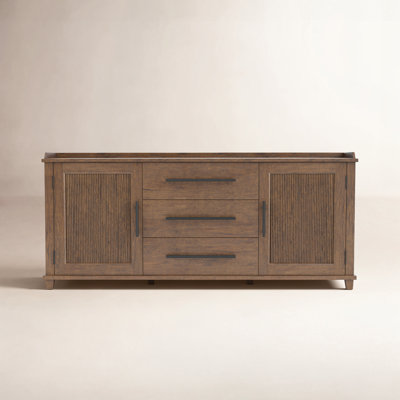 Em Everby Abron Display Cabinet