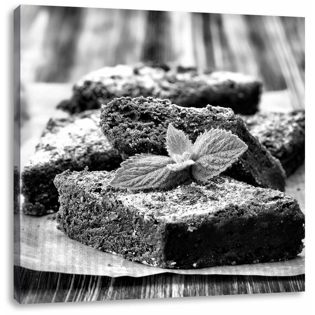 Leinwandbild Schokobrownies dekoriert mit Pfefferminze