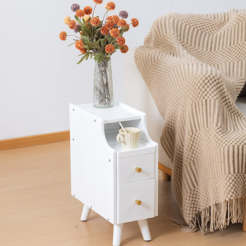 Petite table de chevet pour les espaces restreints, table de bout étroite en bois massif avec tablette de rangement, table de chevet peu encombrante pour le salon ou la chambre à coucher