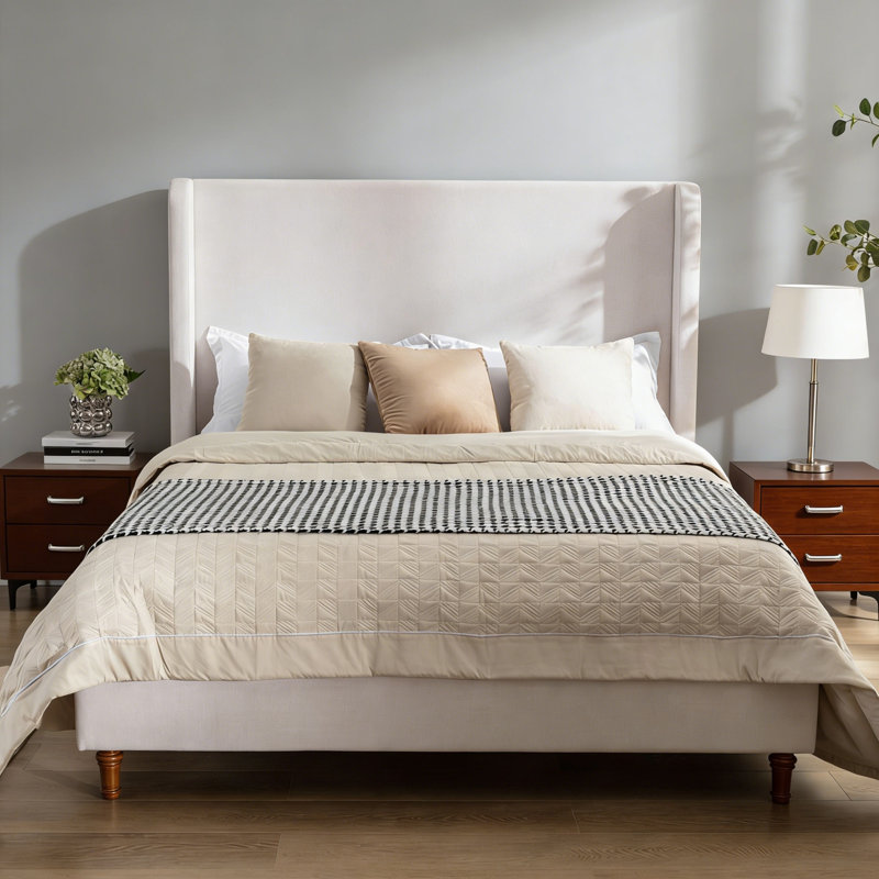 Lit plateforme tapissier avec tête de lit haute, Grand lit