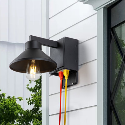 Alian Aluminum Wall Light