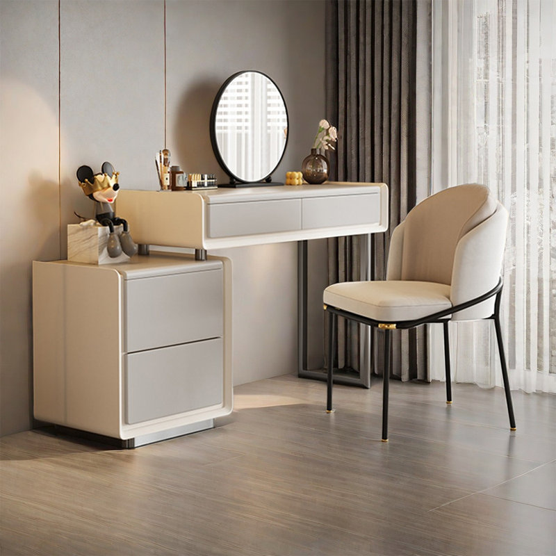 Genavie Vanity