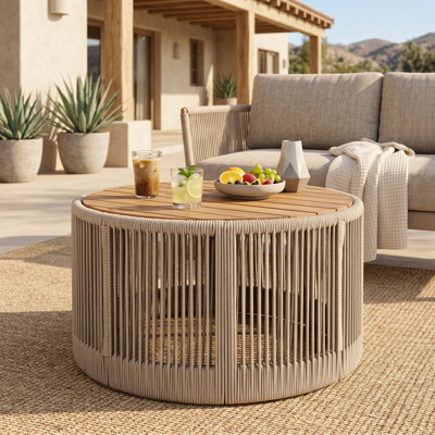Table basse d'extérieur en rotin beige et bois d'acacia - 66 x 66 x 36 cm - Bois d'acacia, fer et corde - 1 pièce - Plateau rond en acacia aspect teck, structure en fer recouvert de corde, capacité de charge de 100 kg, usage intérieur et extérieur
