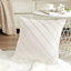 Ensemble de 2 coussins décoratifs carrés jaunes à motif de losanges carrés (18 po x 18 po)-128394012-128394014