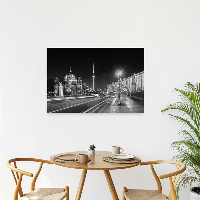 «Berlin City Nightscape Modern Vibrant Abstract Architecture City», reproduction d'art murale, H 24 po x l 36 po