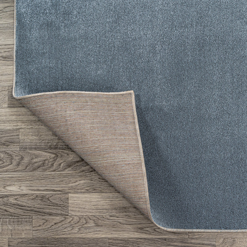 Twyla Classic Solid Low-Pile Machine-Washable Blue Rug, Rectangle 7'10" x 10'