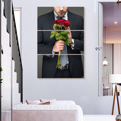 Shuttleworth Man With Roses