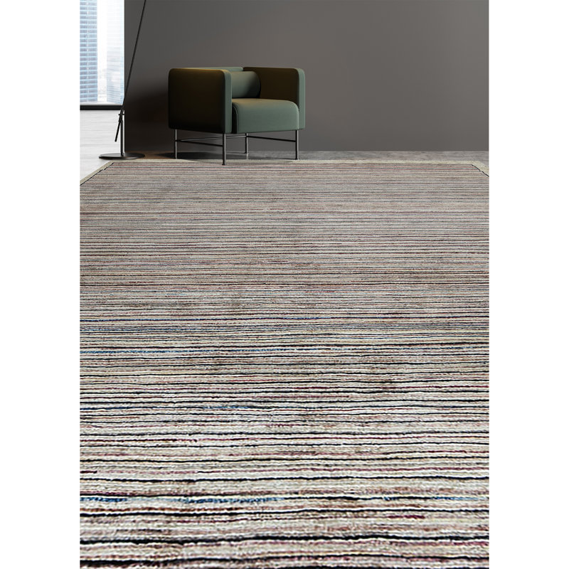 Hand-Knotted High-Quality Ivory Area Rug