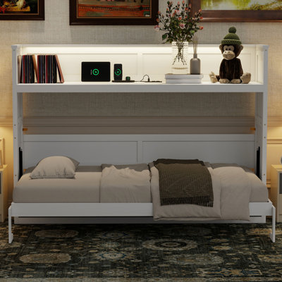 Lit simple blanc TG avec bureau et. Fabriqué en bois massif pour un bureau à domicile ou un bureau de chambre d'amis et une station de charge. Cadre fonctionnel