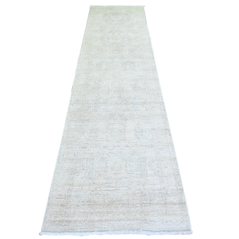 Tapis unique 2 pi 8 po x 11 pi Zorada