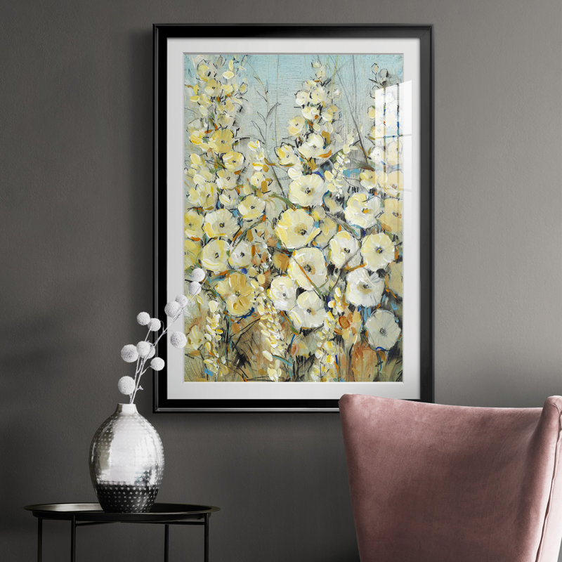Cluster of Hollyhock I, reproduction encadrée de qualité supérieure - prête à être accrochée, Cadre noir