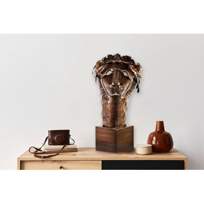 Konterra Figurines & Sculptures