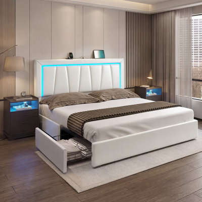 Ensemble de chambre à coucher 3 pièces - lit très grand californien et deux tables de chevet 3 tiroirs avec station de charge et lumière DEL, cadre de lit blanc + table de chevet noire