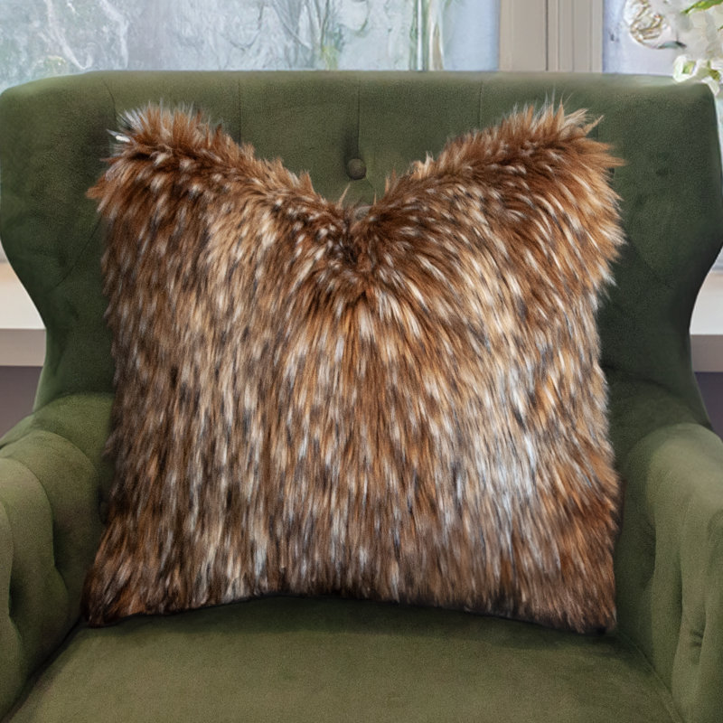 Ensemble de coussins décoratifs en fausse fourrure Thomas Collection® Timberolf, Carré 16 po
