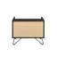 Table d'appoint de style industriel avec rangement intégré - Hauteur 48 cm, structure en bois synthétique noir, piètement en métal noir
