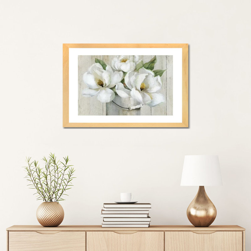 Shiplap Magnolias par Nan - reproduction, Encadré naturel, H 16 po x l 24 po x P 1 po