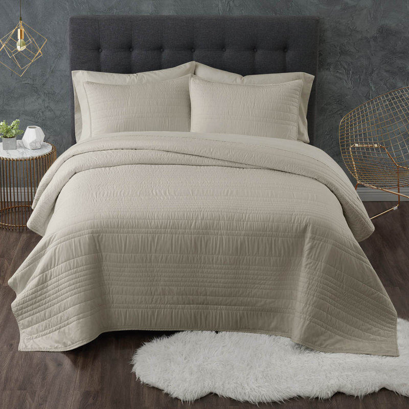 Minimalist Quilt, Full/Queen Quilt + 2 Standard Shams, White