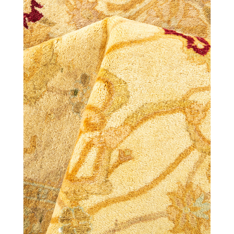 Tapis unique noué à la main ivoire / rouge / jaune Visham Mogul 8 pi 2 po x 10 pi 4 po