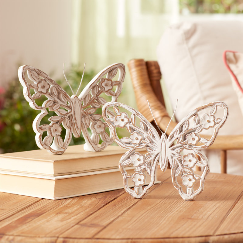 Décor de papillon floral blanc délavé