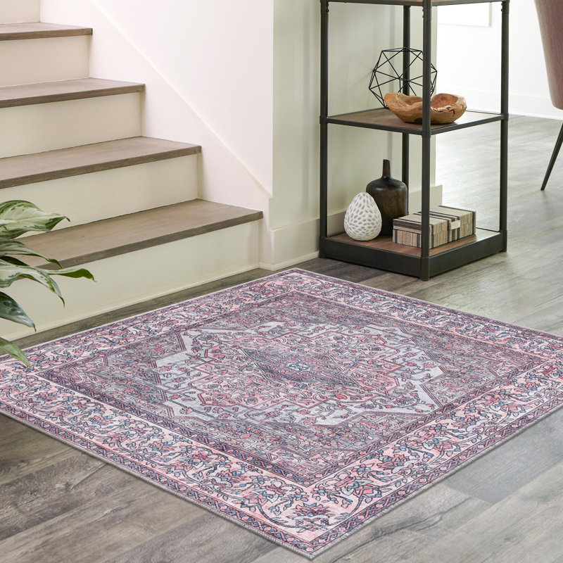 Tapis oriental beige / rose Guyer, Carré 7 pi 10 po